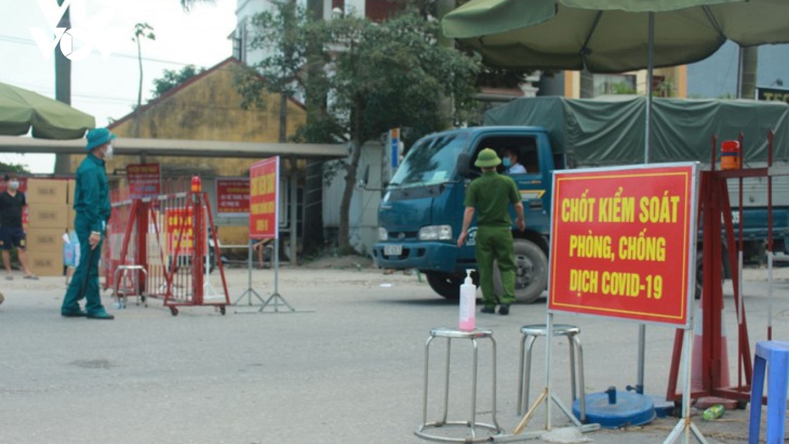 Hải Dương thực hiện hướng dẫn "luồng xanh" vận tải, ưu tiên vận chuyển hàng hóa, công nhân