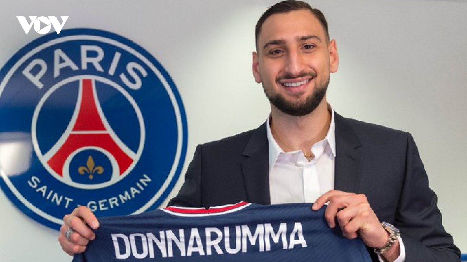 Cầu thủ xuất sắc nhất EURO 2021, Donnarumma chính thức gia nhập PSG