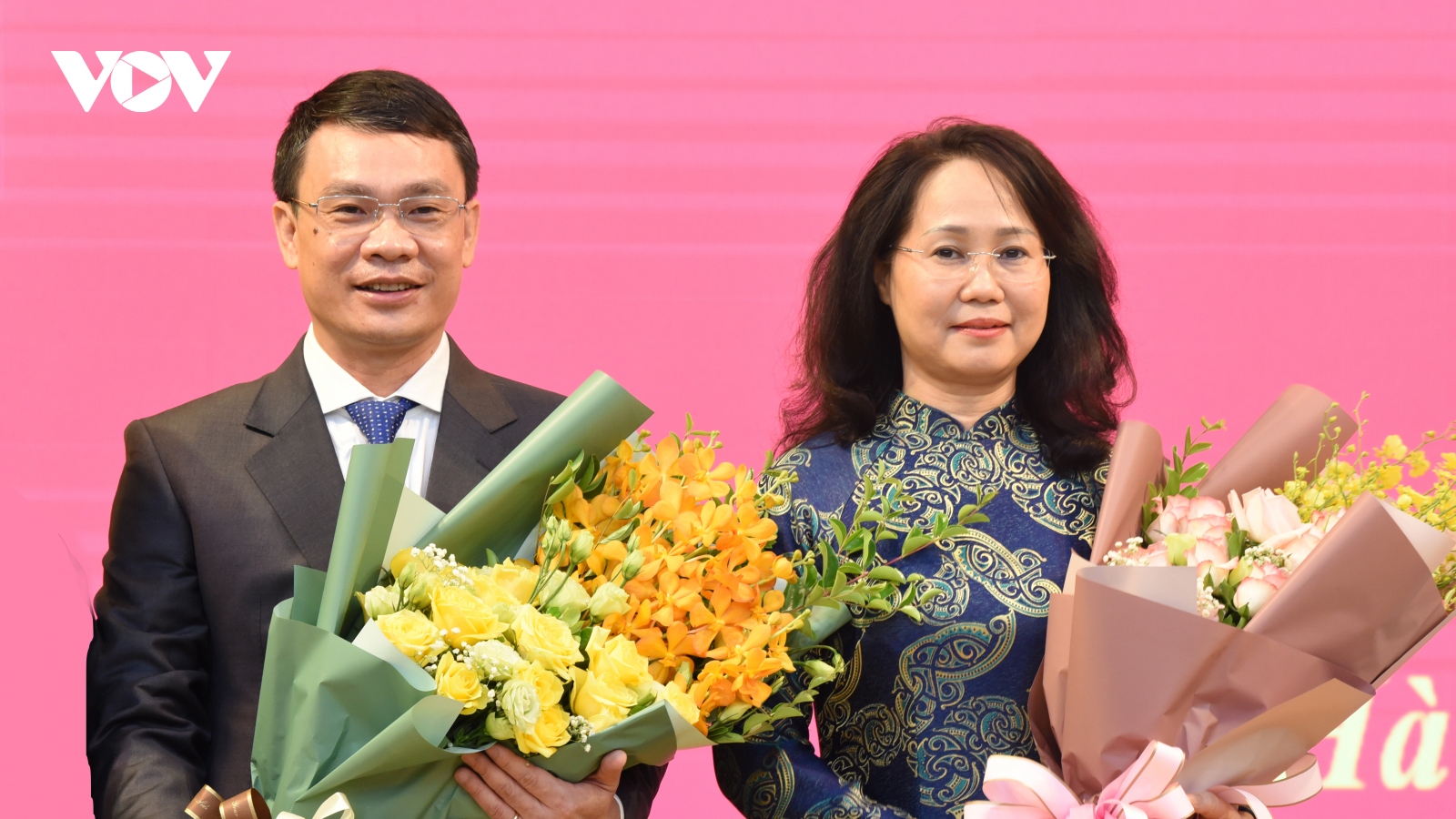Bà Lâm Thị Phương Thanh và ông Đặng Khánh Toàn giữ chức Phó Chánh Văn phòng Trung ương