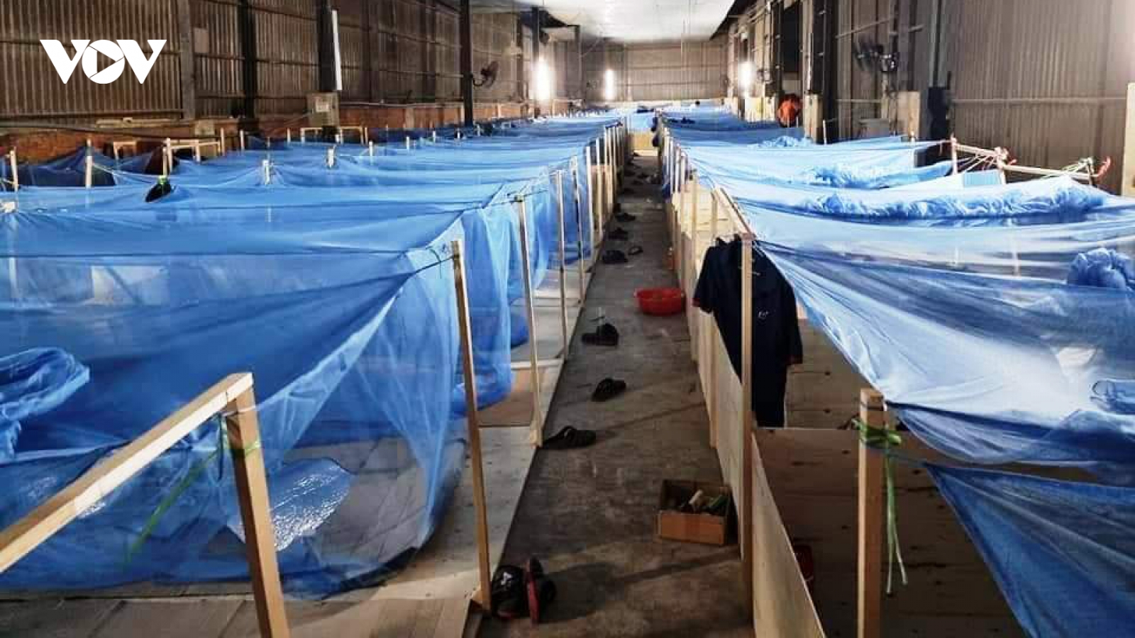 Nhiều doanh nghiệp “3 tại chỗ” ở Bình Dương có hàng trăm công nhân mắc Covid-19
