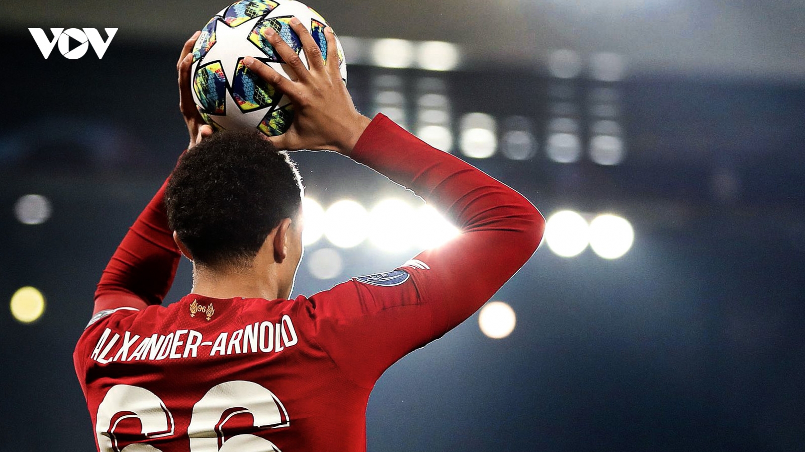 FIFA cân nhắc thay đổi luật bóng đá theo futsal và bóng rổ
