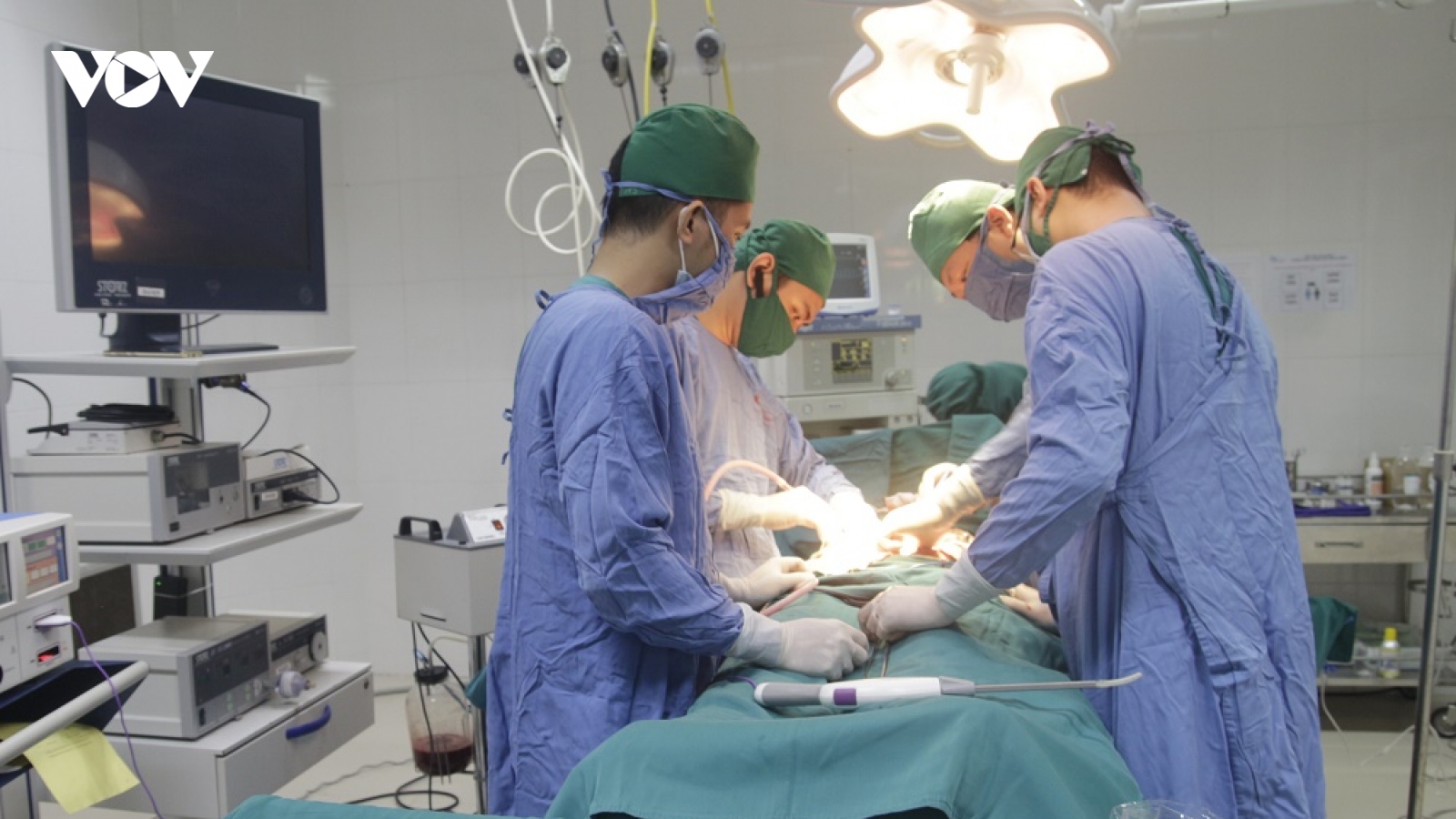 Cứu sống bệnh nhân vỡ u máu ruột non hiếm gặp