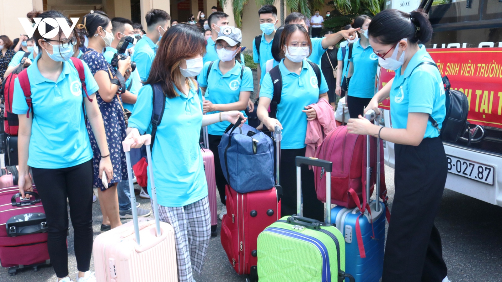 Cán bộ, sinh viên Đại học Y Dược Hải Phòng lên đường hỗ trợ Bình Dương phòng chống dịch