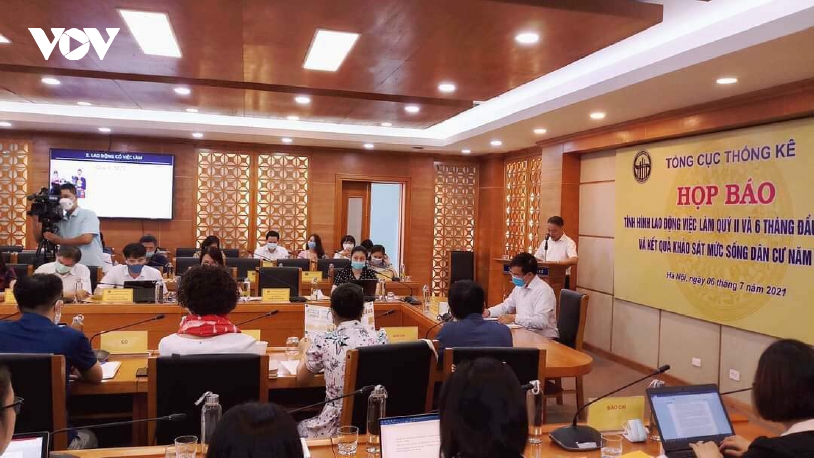 Covid-19 khiến hơn 1,1 triệu lao động Việt Nam thất nghiệp trong 6 tháng đầu năm 2021