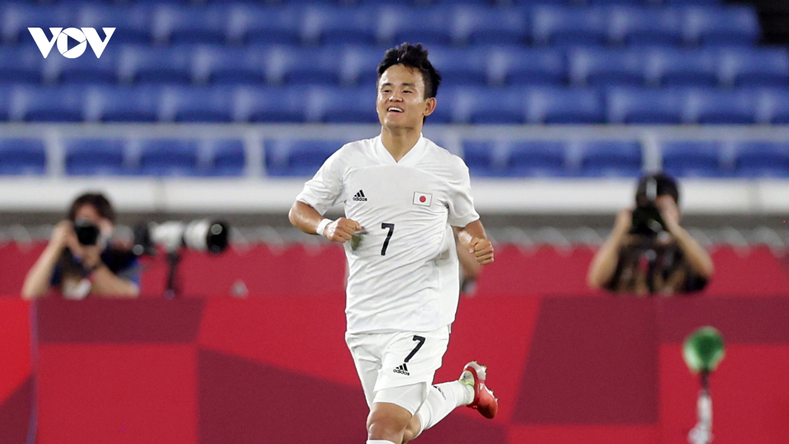 Real Madrid sẵn sàng bán ngôi sao Nhật Bản ở Olympic Tokyo