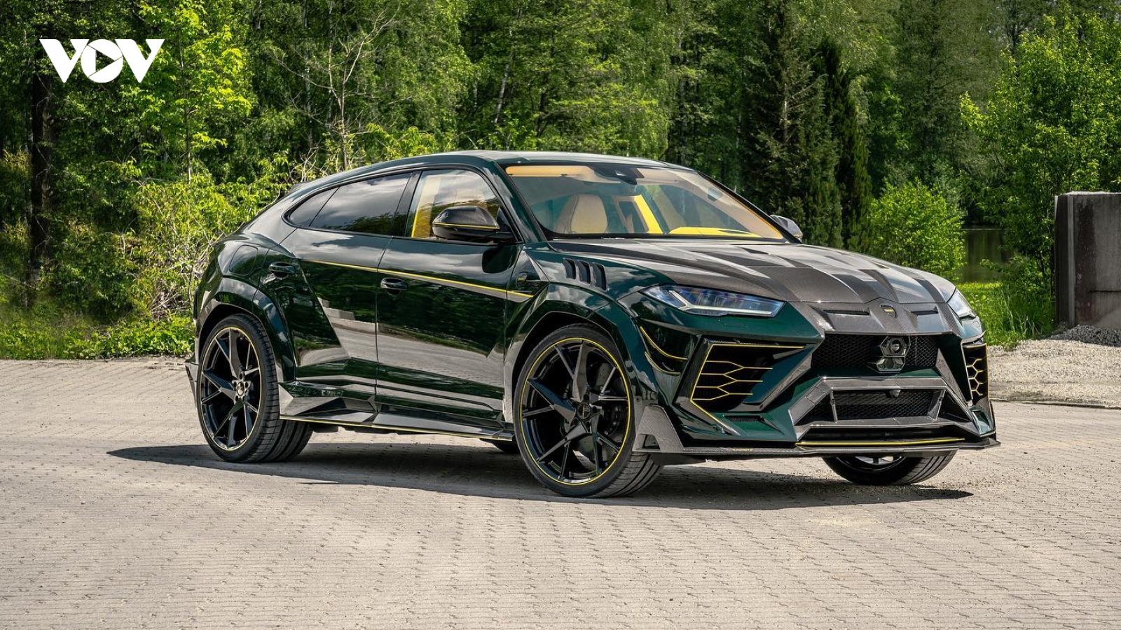 Mansory tiếp tục tung ra thêm Lamborghini Urus với gói độ Venatus