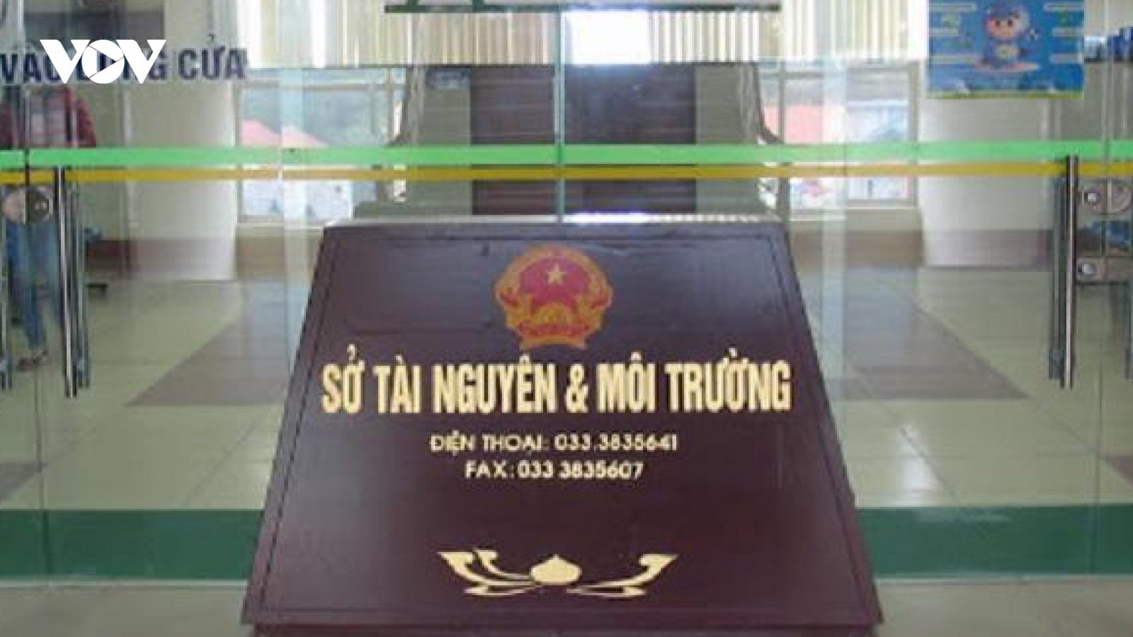 Kỷ luật 2 phó giám đốc Sở Tài nguyên-Môi trường Quảng Ninh