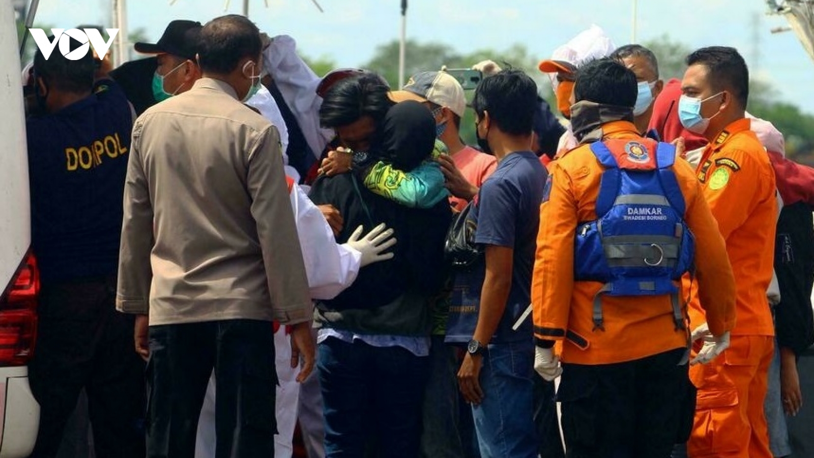 Gần 60 người chết, mất tích trong vụ 18 tàu cá Indonesia bị chìm ngoài khơi Kalimantan