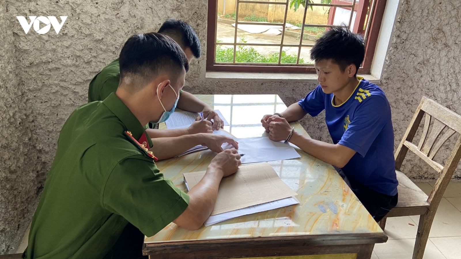 Bắt giữ 2 đối tượng tàng trữ ma túy ở Cao Bằng