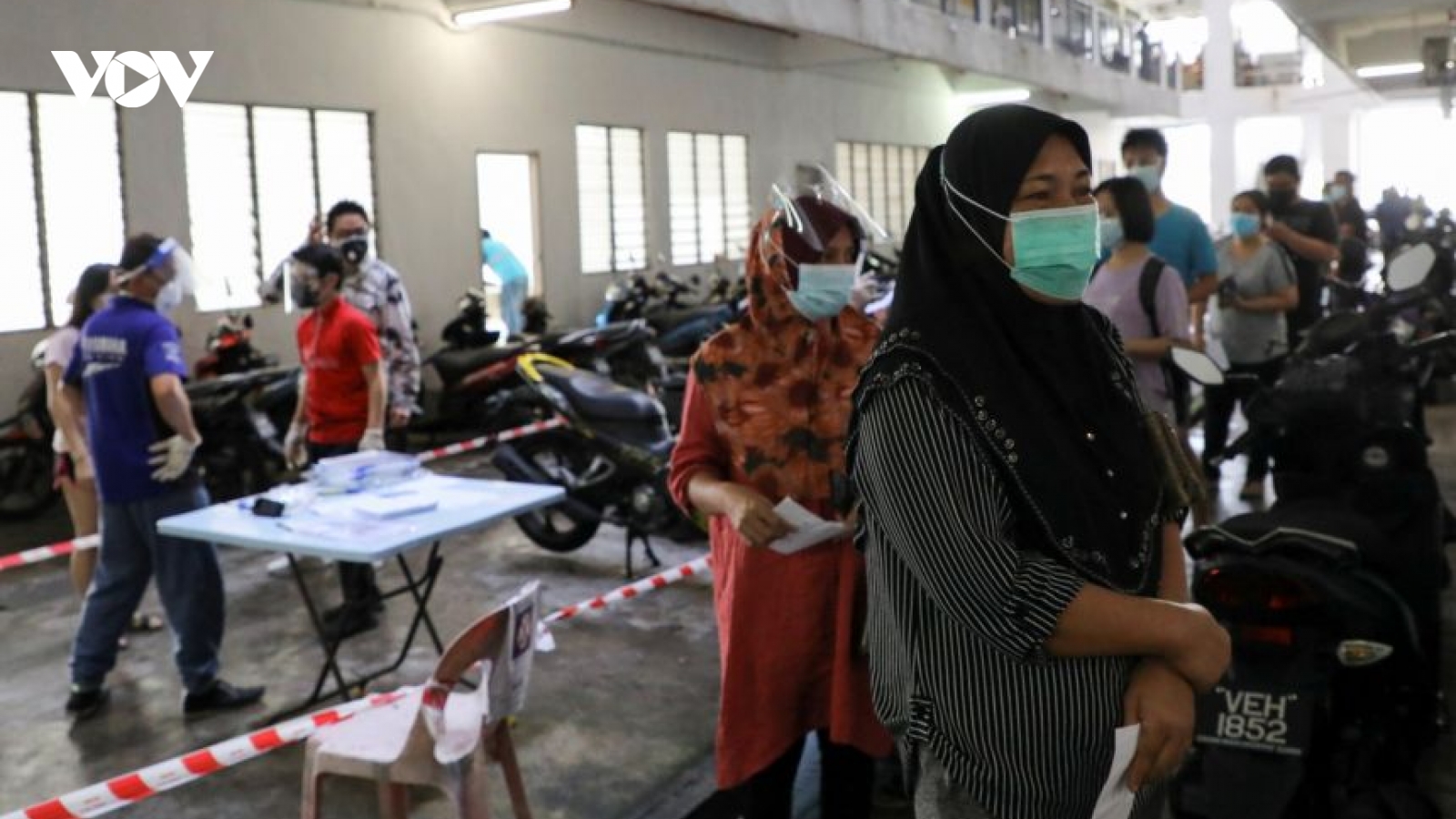 Số ca mắc Covid-19 mới trong ngày tại Malaysia cao kỷ lục