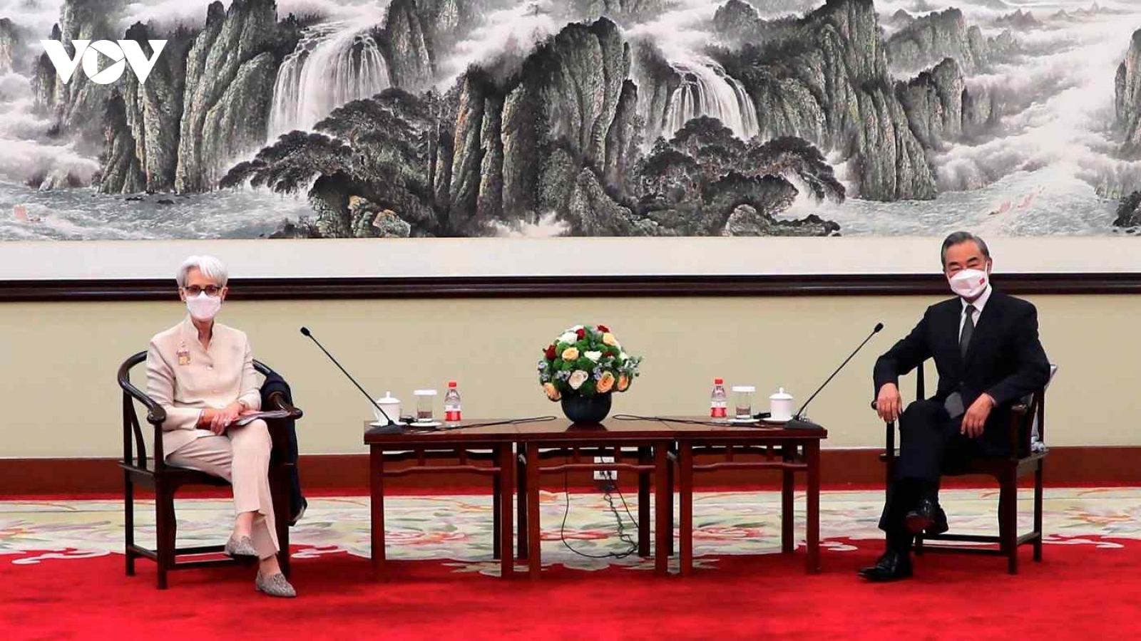 Trung Quốc yêu cầu Mỹ đưa ra lựa chọn đúng đắn cho quan hệ hai bên