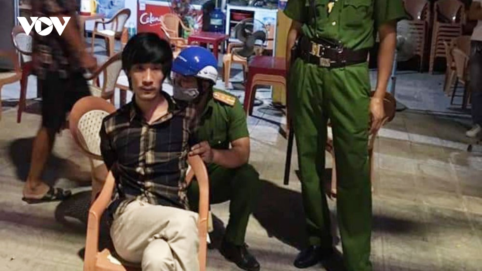Con trai dùng dao sát hại mẹ ruột