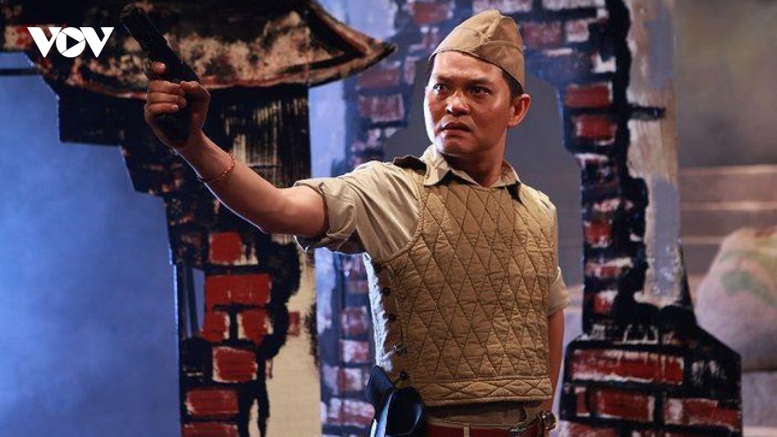 NSND Trung Hiếu tiết lộ từng có ý định bỏ nghề vì sân khấu vắng khán giả