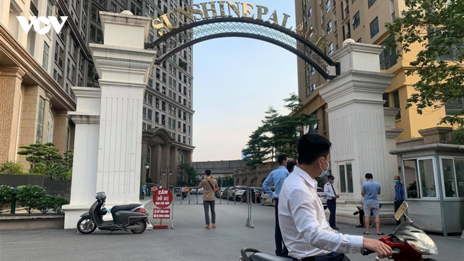 Chung cư Sunshine Palace (Hà Nội) bị phong tỏa