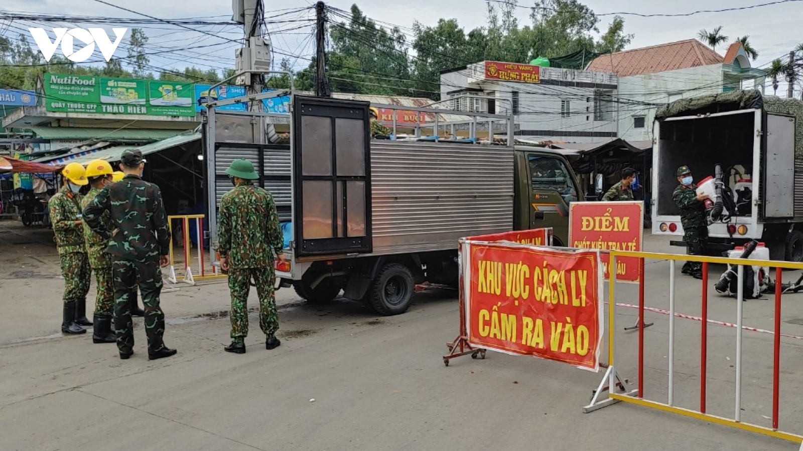 Quảng Ngãi cho phép nhà hàng mở cửa trở lại, phục vụ không quá 20 khách