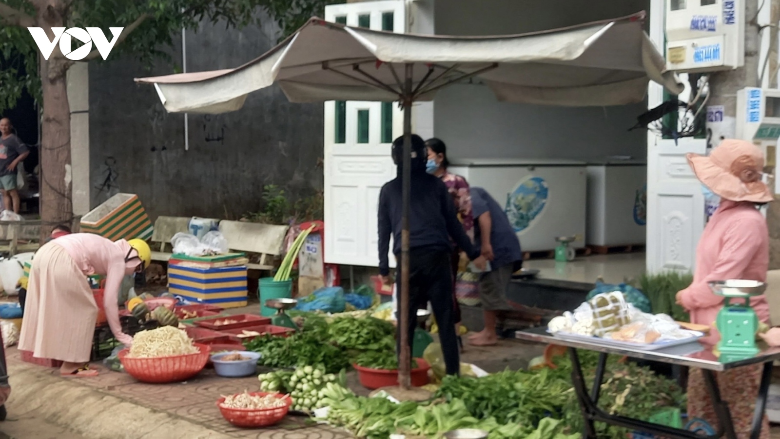 Thiếu chợ đầu mối, rau quả thực phẩm tại Bà Rịa -Vũng Tàu tăng giá mạnh