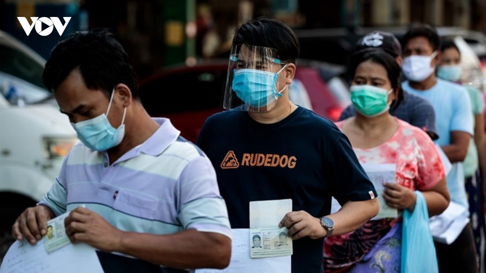 Thiếu hụt vaccine khiến cuộc khủng hoảng Covid-19 tại Thái Lan ngày càng trầm trọng