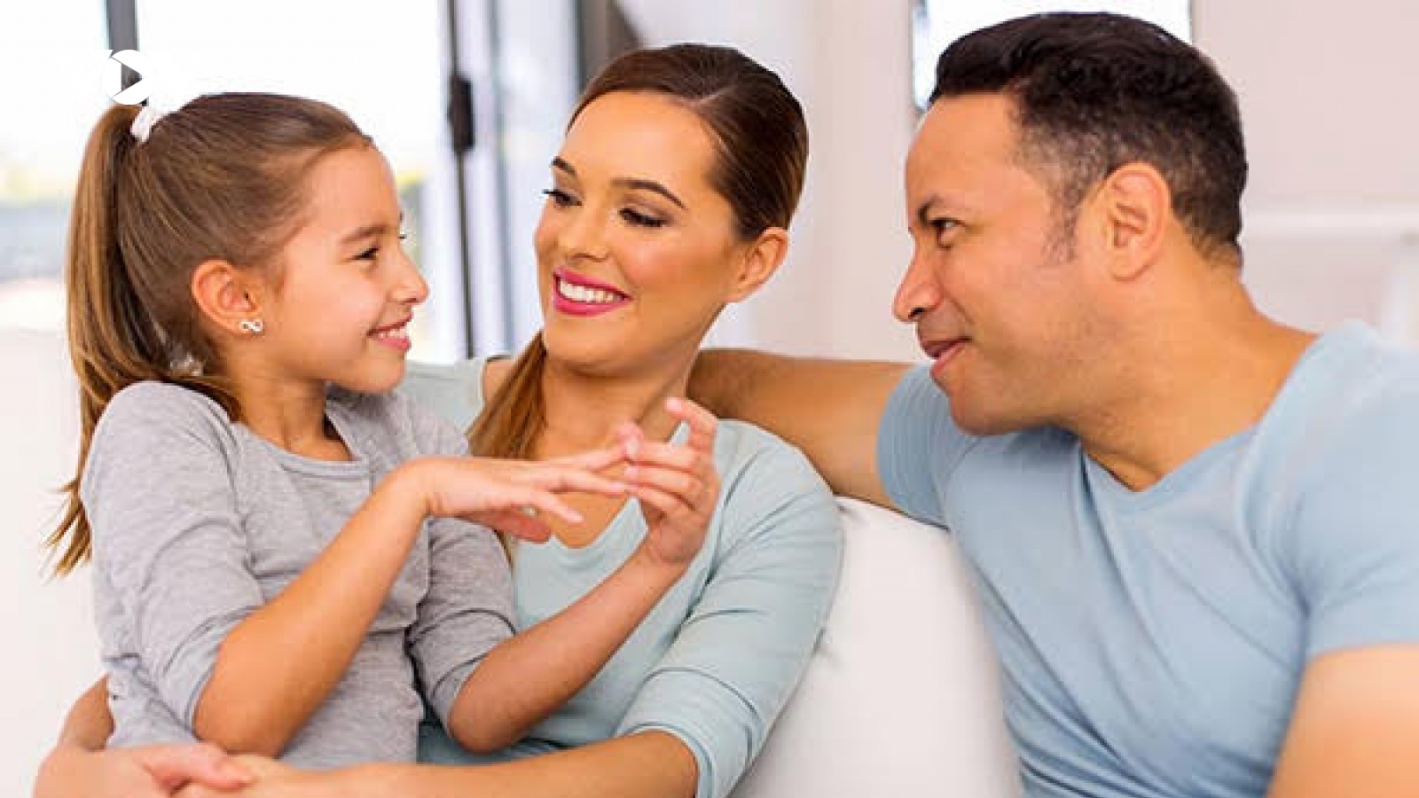 Thuyết phục cha mẹ theo ý mình có khó?