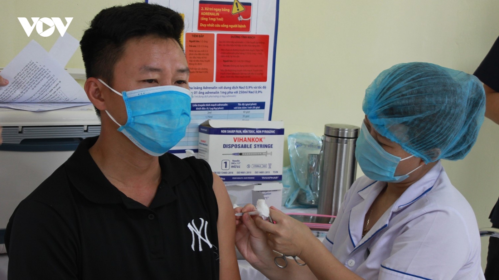 Bệnh viện 199 tiêm gần 3.400 liều vaccine phòng Covid-19 cho tuyến đầu chống dịch