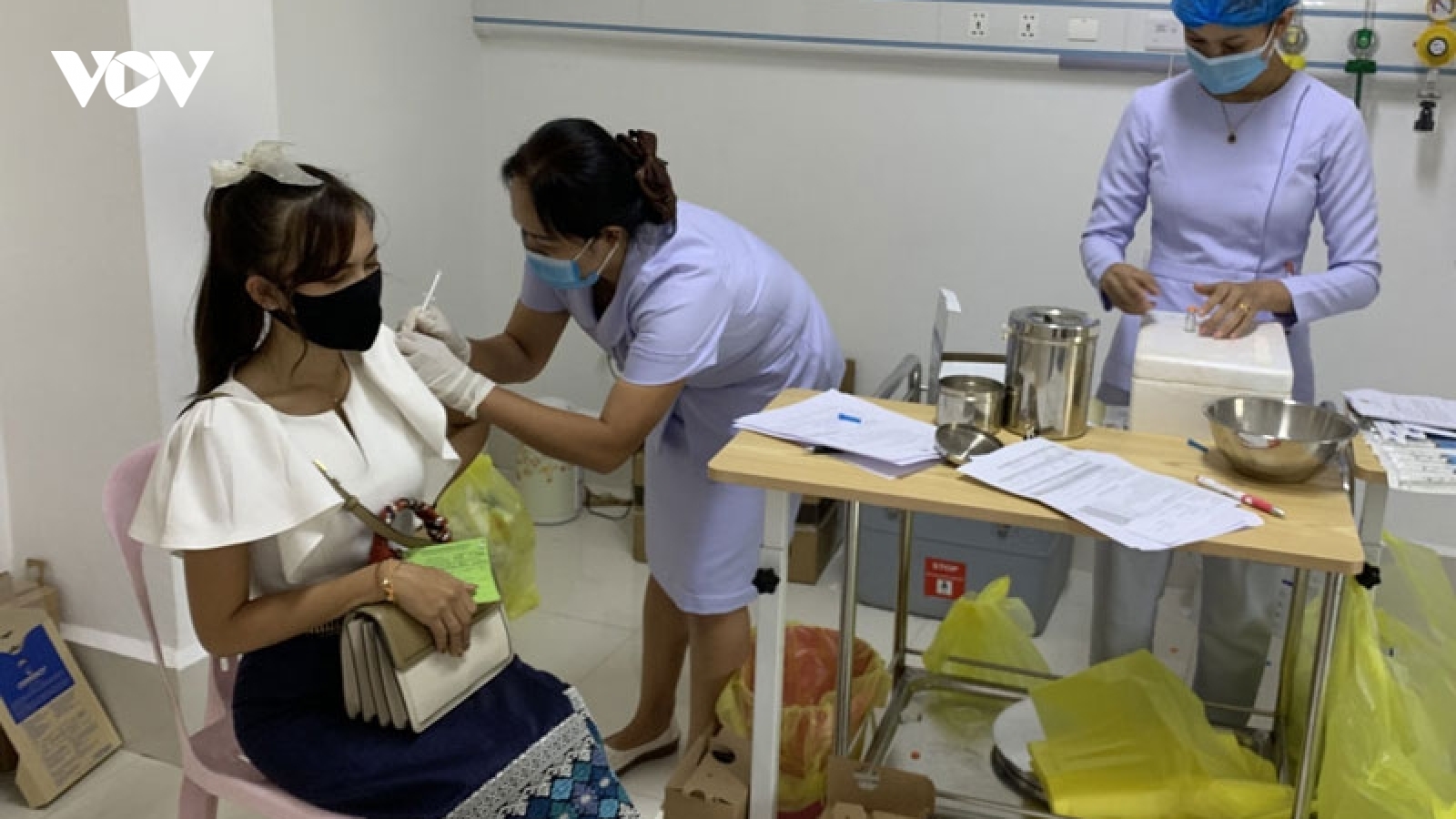Lào phấn đấu 50% dân số được tiêm vaccine Covid-19 trong năm 2021