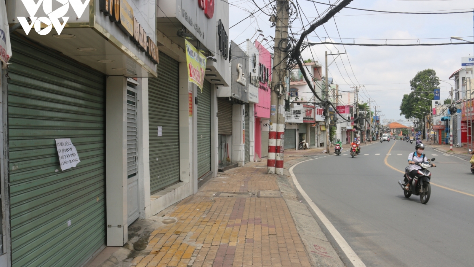 TP.HCM không cấp giấy “thông hành” cho người dân ra đường