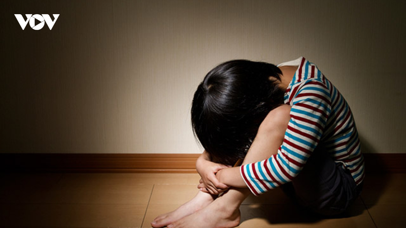 Cha mẹ làm gì để giải quyết những mâu thuẫn với con trong gia đình?