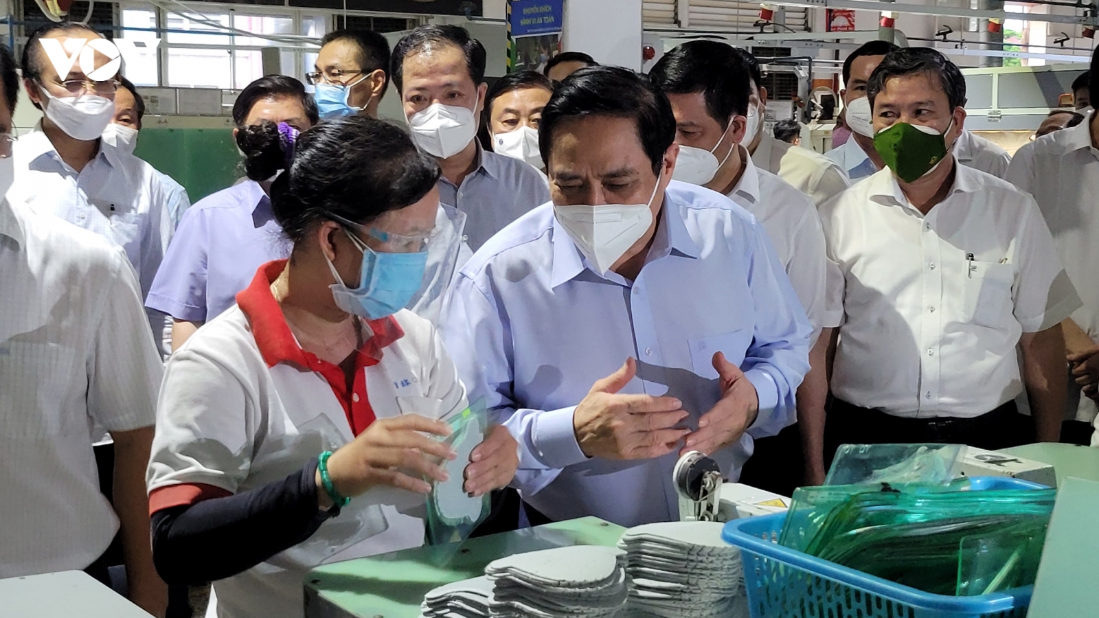Thủ tướng Phạm Minh Chính kiểm tra công tác chống dịch ở Long An