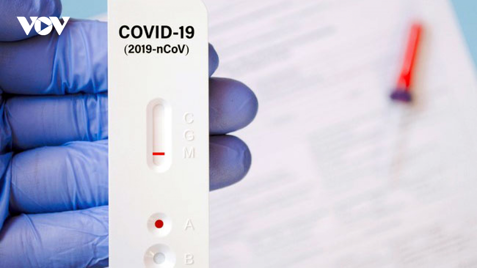Tự ý mua dụng cụ test nhanh Covid-19 tiềm ẩn nhiều nguy cơ