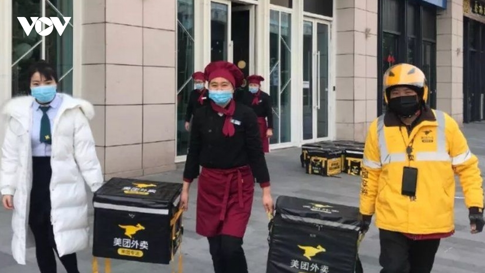 Kinh nghiệm giao hàng (ship) cho mua bán trực tuyến thời Covid-19 ở Trung Quốc