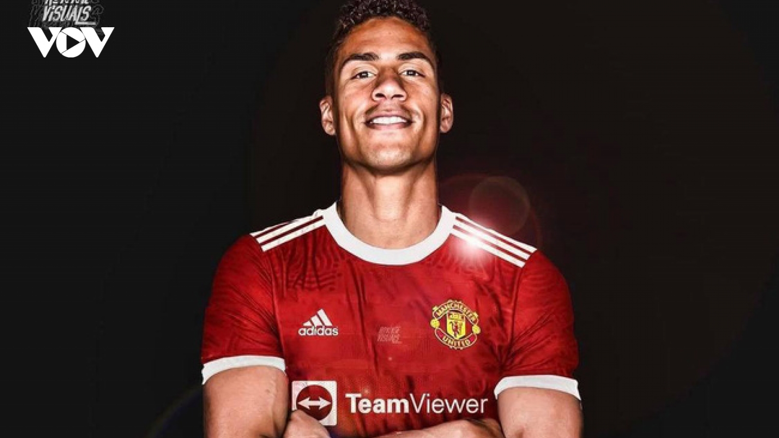Varane chờ ngày chính thức khoác áo MU