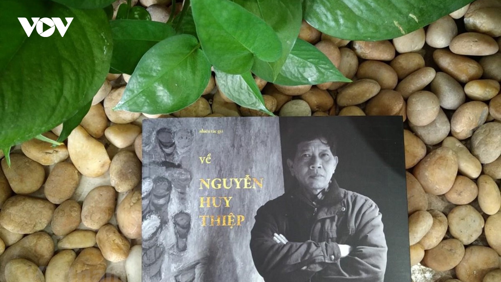 Từ Nguyễn Huy Thiệp, ngọn gió Hua Tát vẫn thổi mãi trong lòng bạn văn
