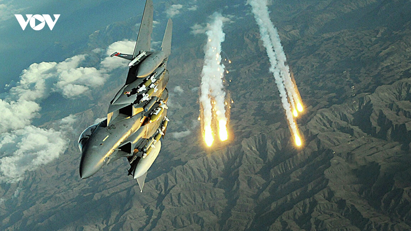 Lá chắn Vòm Sắt của Israel nhắm bắn tiêm kích đồng đội trong cuộc chiến ở Gaza