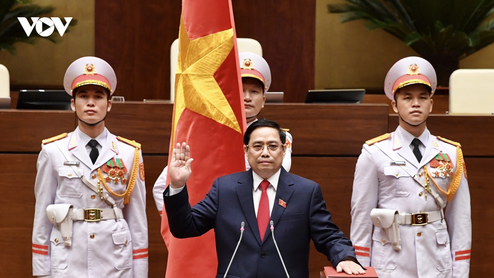 Thủ tướng Phạm Minh Chính tuyên thệ nhậm chức trước Quốc hội