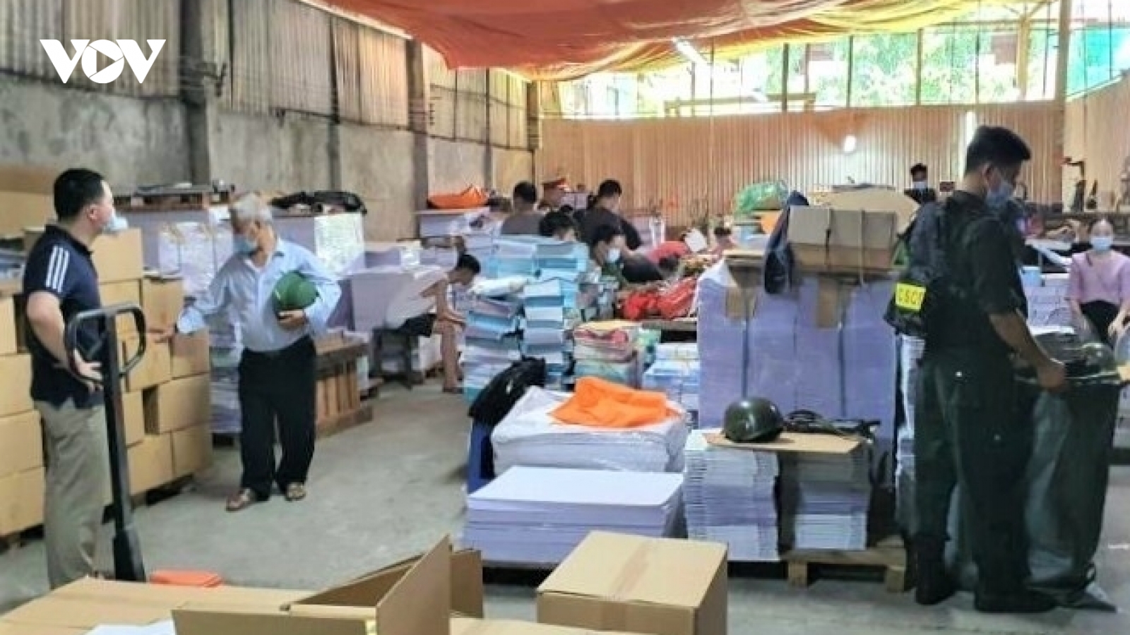 Tổ trưởng Tổ 1444 Trần Hùng bị bắt vì liên quan đến vụ án nào?