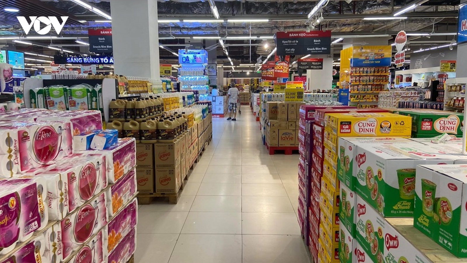 Thành lập Tổ công tác đặc biệt bảo đảm nguồn cung hàng hóa tại miền Bắc và miền Trung