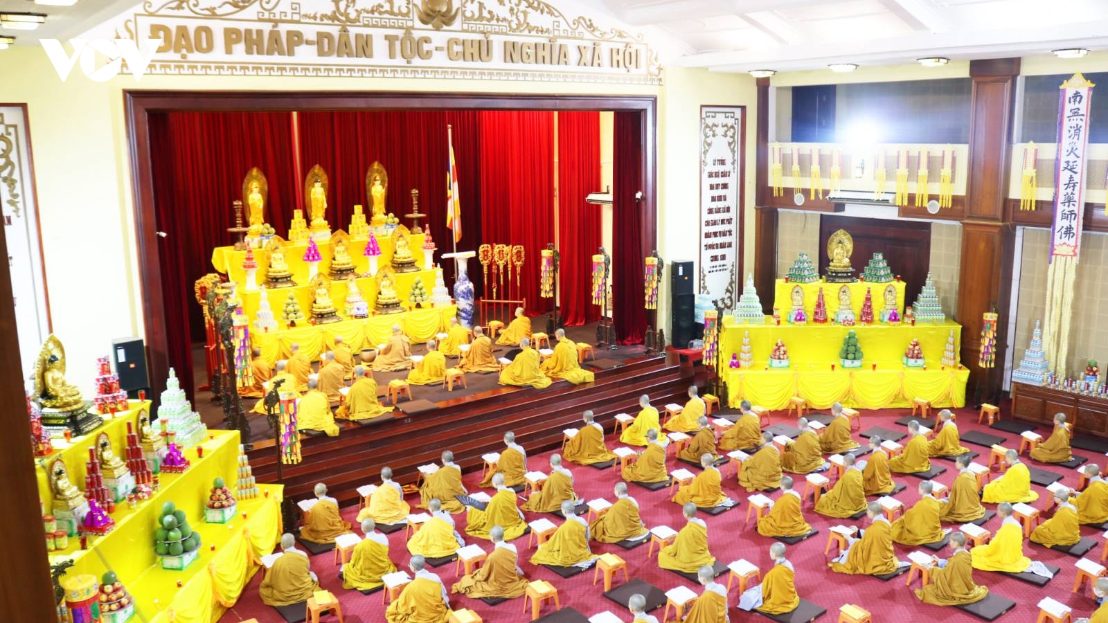 Yêu cầu các chùa nhận tro cốt, cầu siêu cho người tử vong do COVID-19