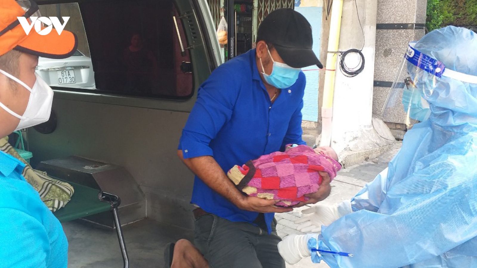 Nhiều bệnh viện ở Bình Dương từ chối cấp cứu trẻ em, sản phụ sắp sinh