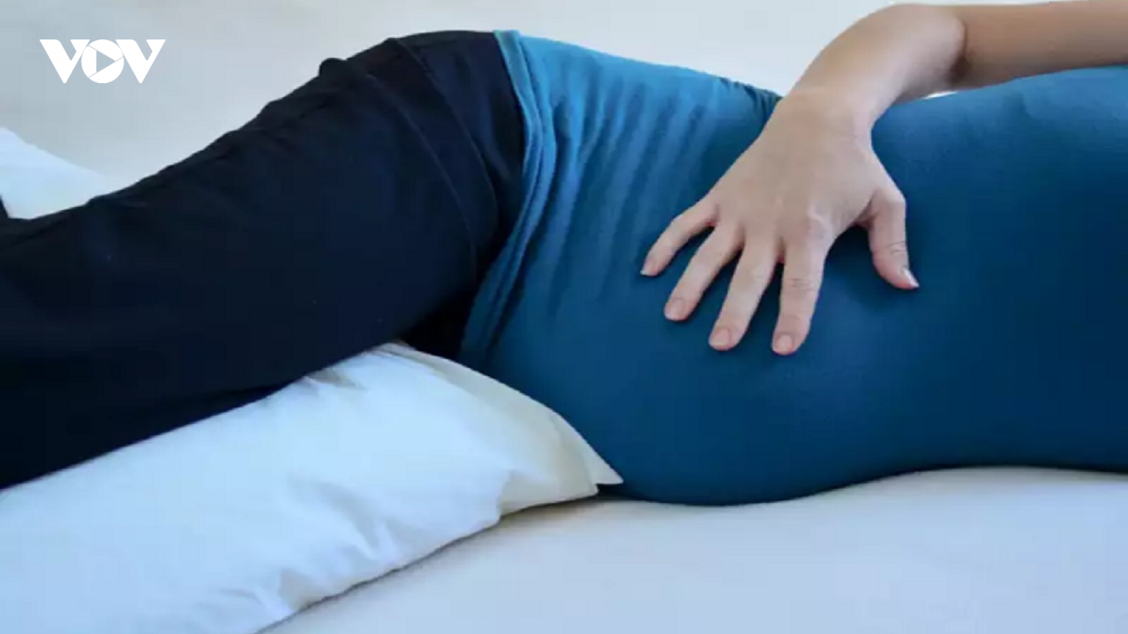 Tư thế tốt nhất để có một giấc ngủ ngon khi mang thai