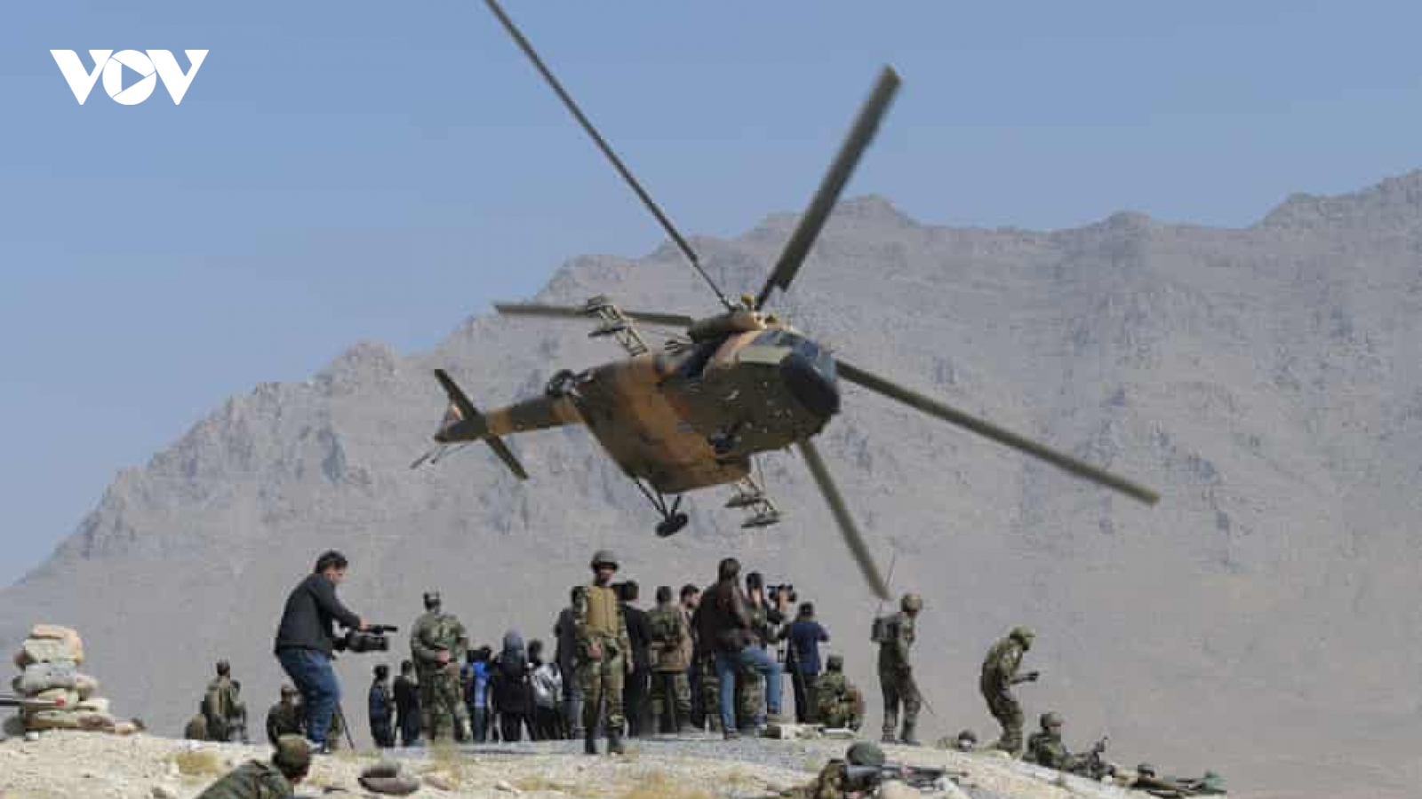 Taliban thu giữ hơn 100 trực thăng Mi-17 của quân đội Afghanistan