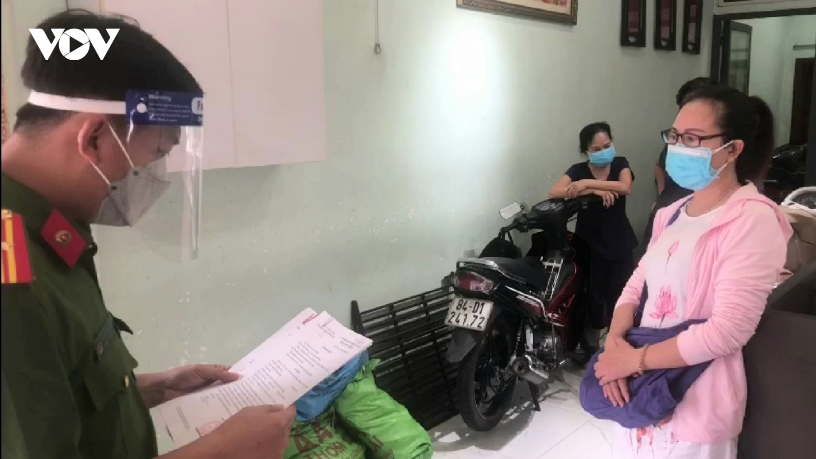 Bắt chủ tiệm vàng tại TP.HCM liên quan "bà trùm" Mười Tường