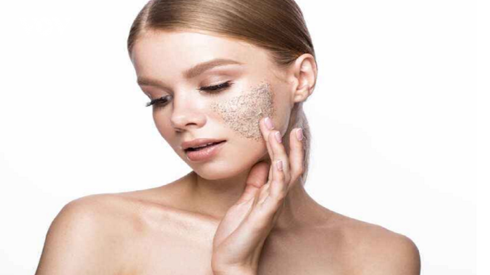 Tẩy da chết quá nhiều có thể gây hại cho làn da như thế nào?