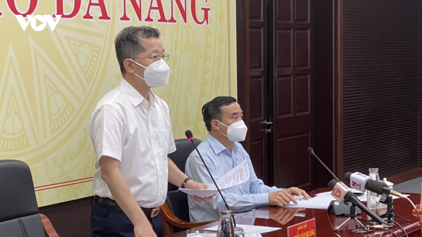 Đà Nẵng chấp nhận giấy đi đường dấu đen của DN khi có dấu đỏ của xã phường