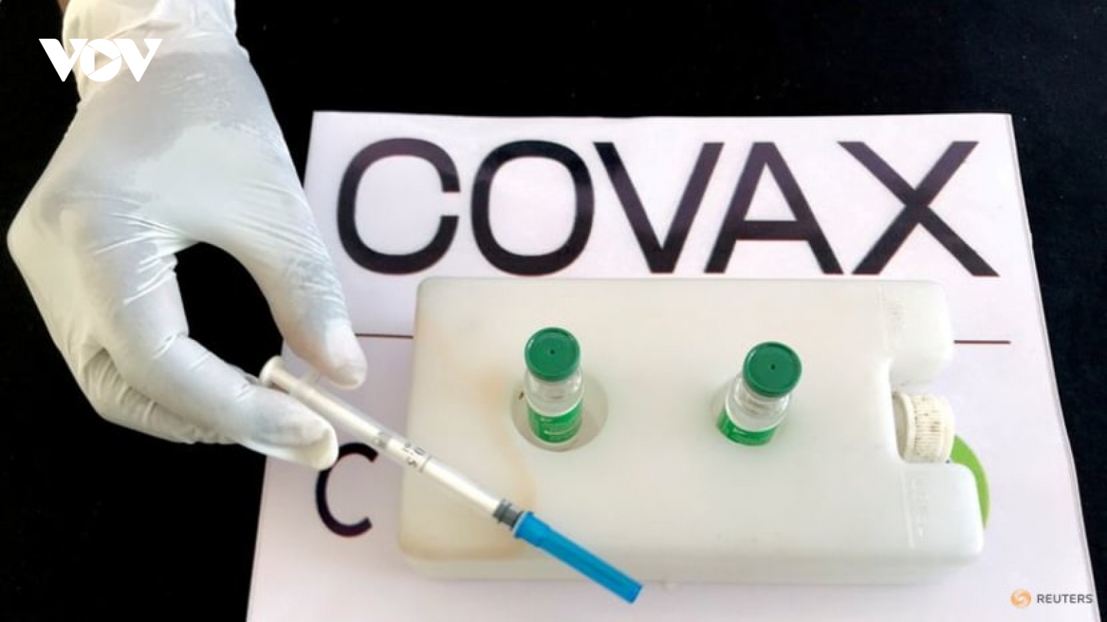 LHQ quan ngại việc vaccine Covid-19 không được dùng, CNN sa thải nhân viên chưa tiêm chủng