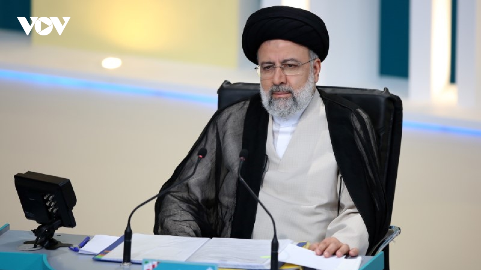 Ông Raisi chính thức là Tổng thống Iran: Luồng gió mới vực dậy đất nước?