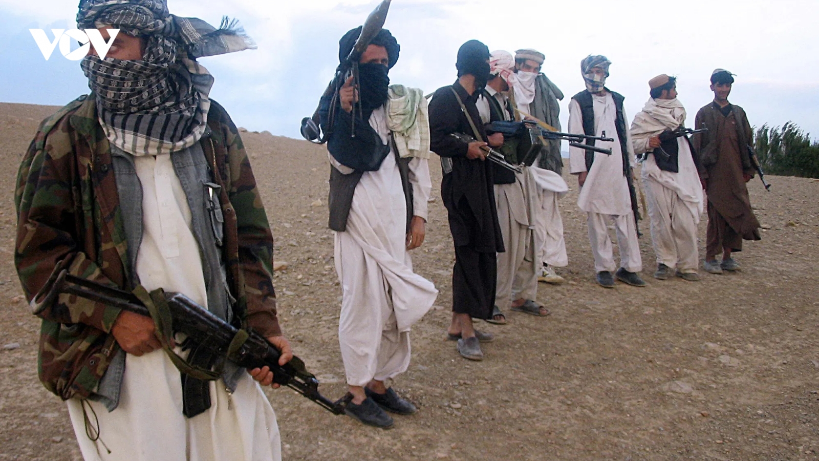 Giao tranh dữ dội khắp Afghanistan, Taliban đe dọa chiếm được thủ phủ tỉnh đầu tiên