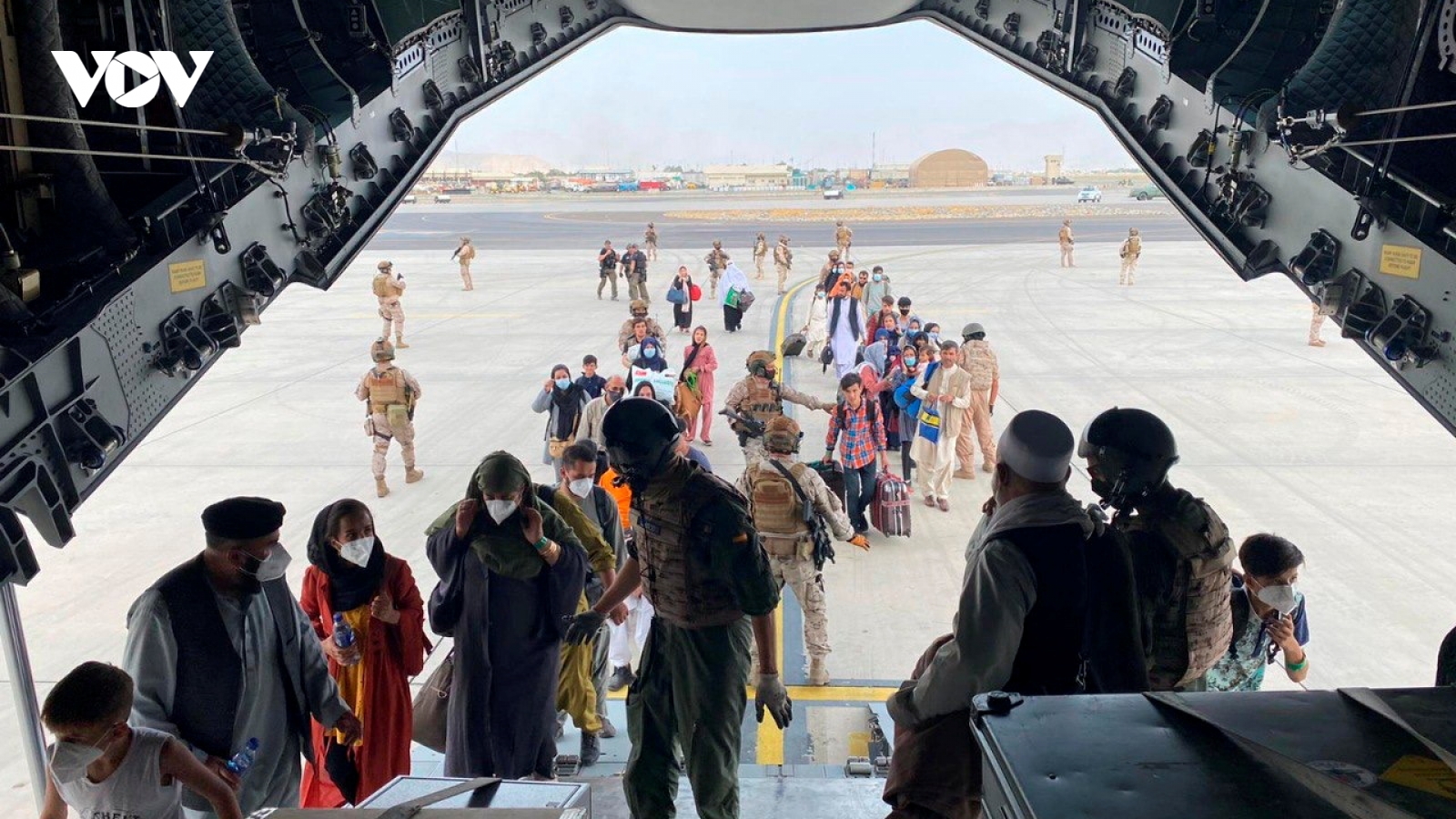 Taliban thiết lập trật tự xung quanh sân bay Kabul - Phương Tây nỗ lực sơ tán
