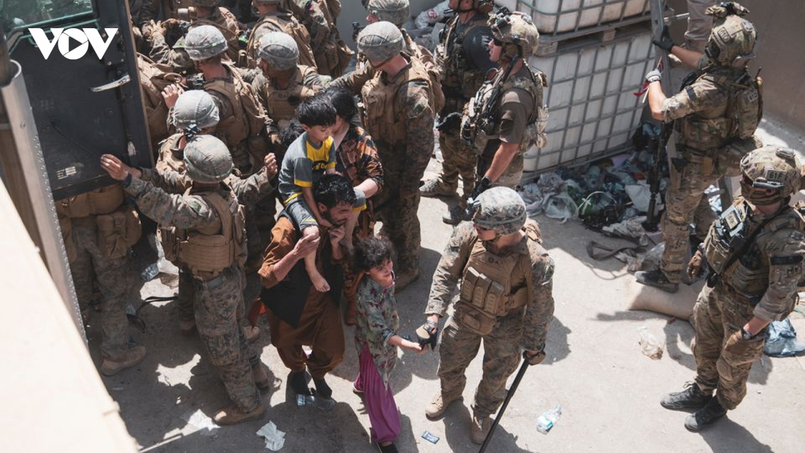 Không dễ nuốt trôi thất bại ở Afghanistan, phương Tây sẽ đối phó Taliban ra sao?