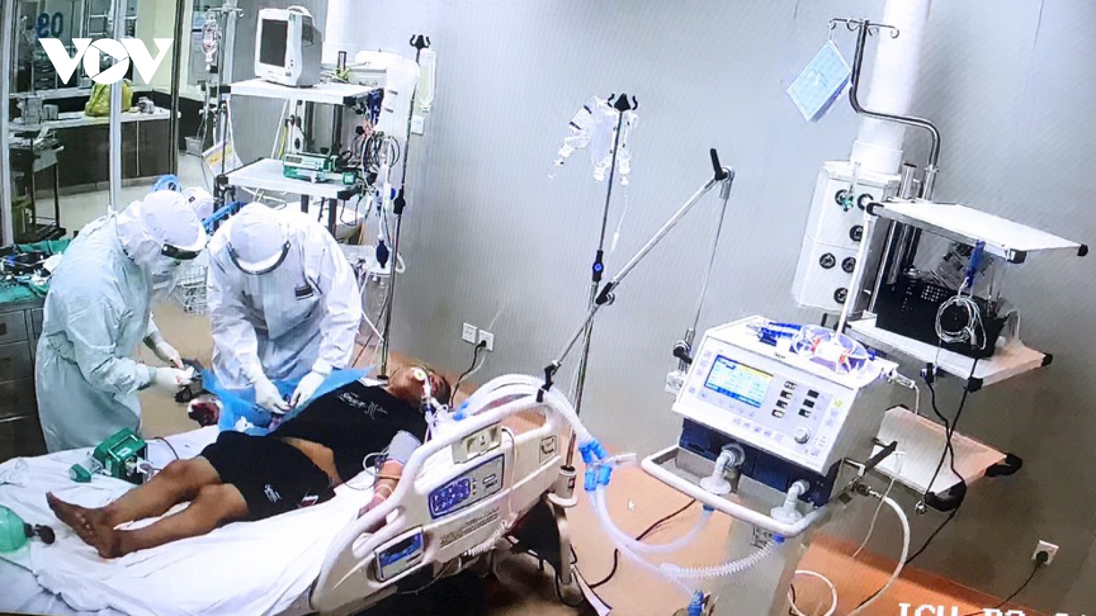 Bệnh viện dã chiến hồi sức cấp cứu bệnh nhân Covid-19 ở Bình Dương bắt đầu hoạt động