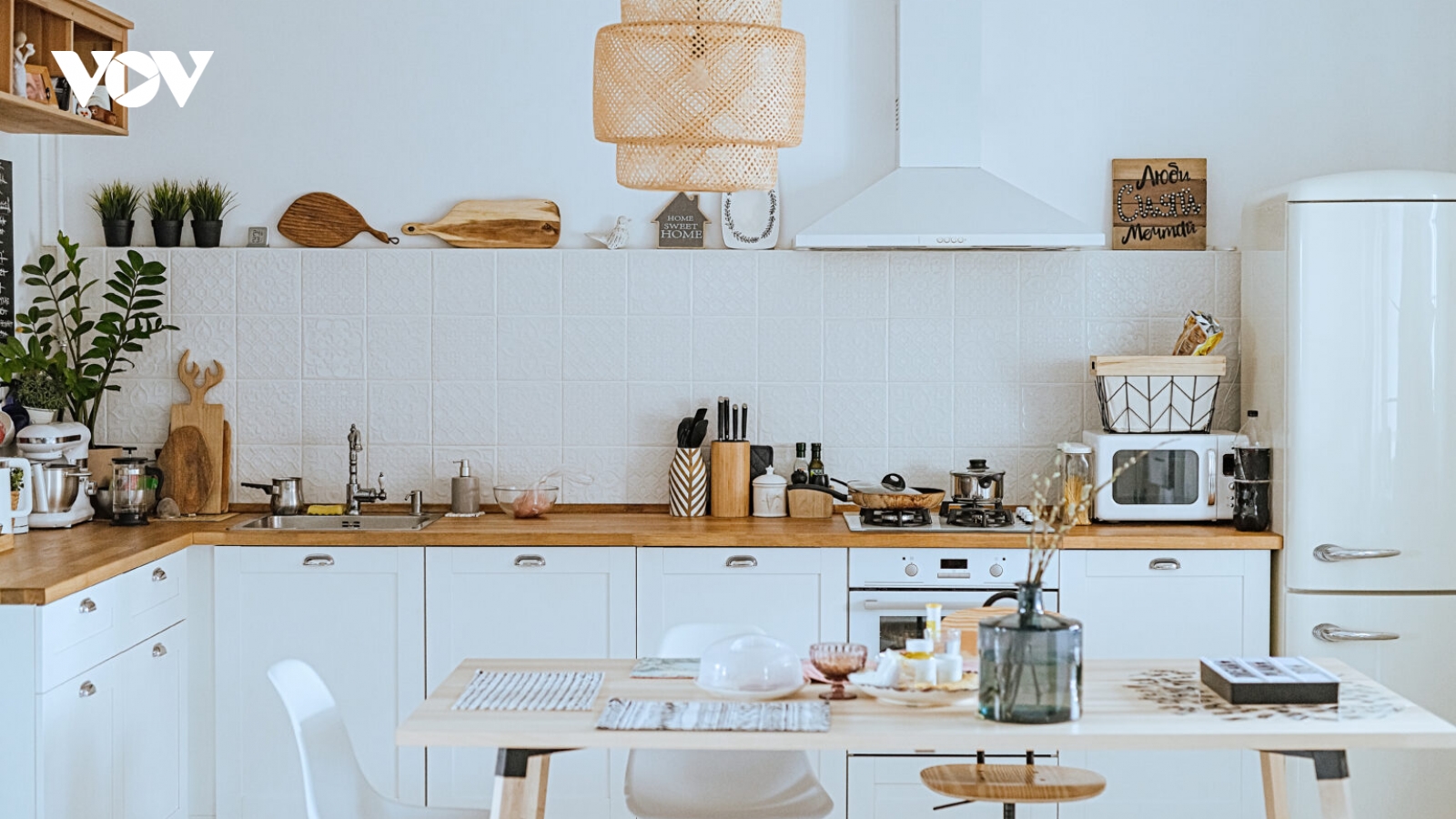 Ý tưởng thiết kế bàn bếp mới mẻ và hiện đại