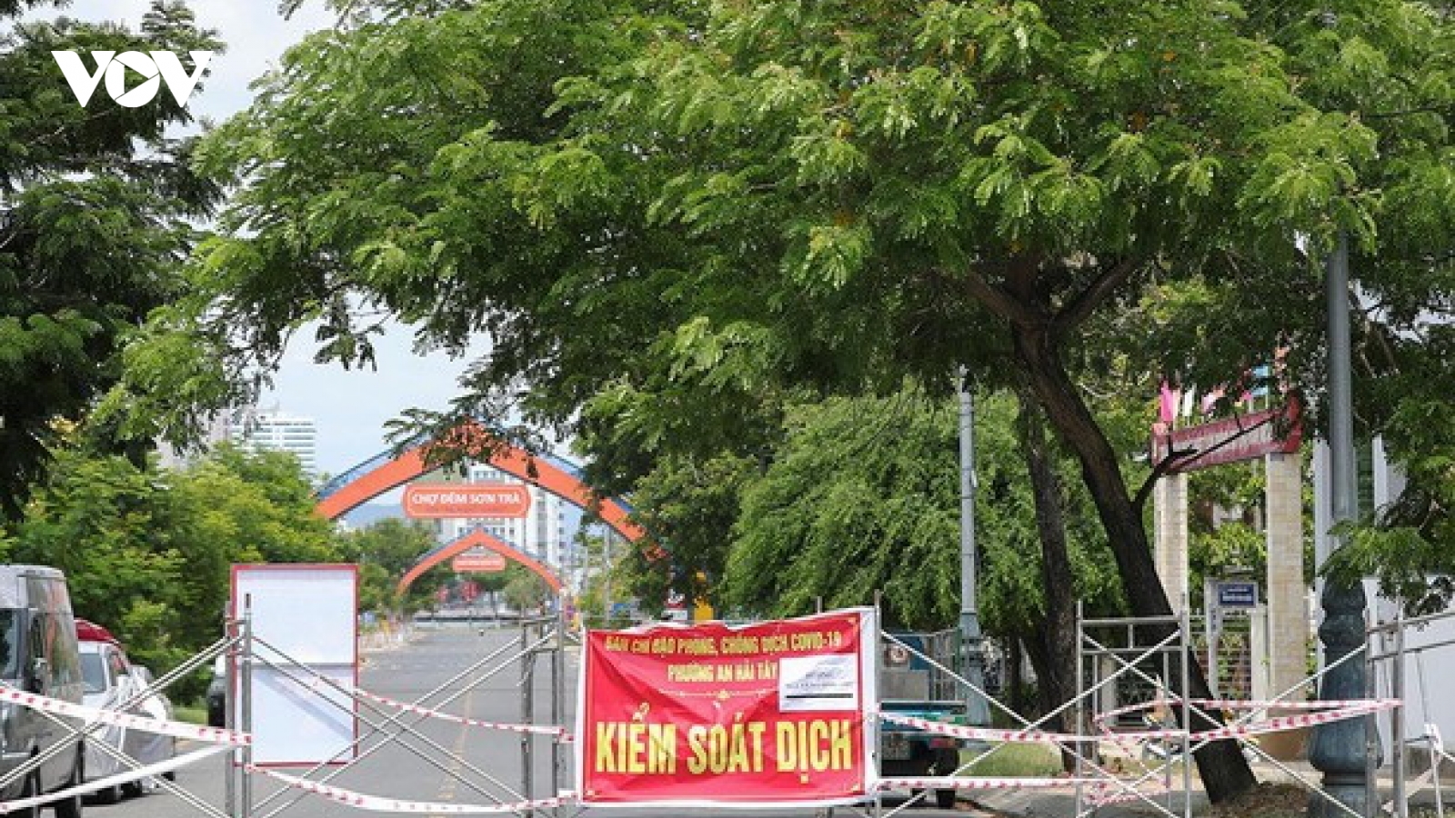 Đà Nẵng cấp giấy đi đường mới nhằm hạn chế người dân ra đường